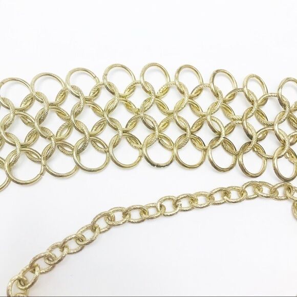 Gold chain-linked waist belt.  main image 5
